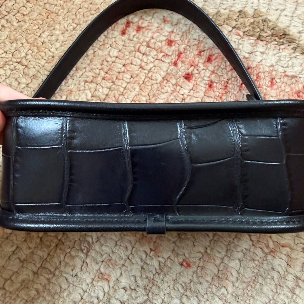 Coach Swinger 20 Black Leather Embossed Shoulder Bag - Picture 4 of 9